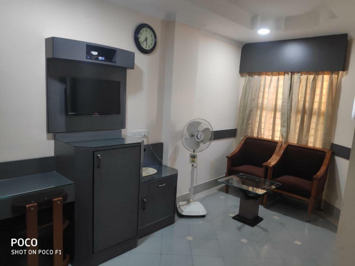 Saraswati Retreat Hotel Bhubaneswar Ngoại thất bức ảnh