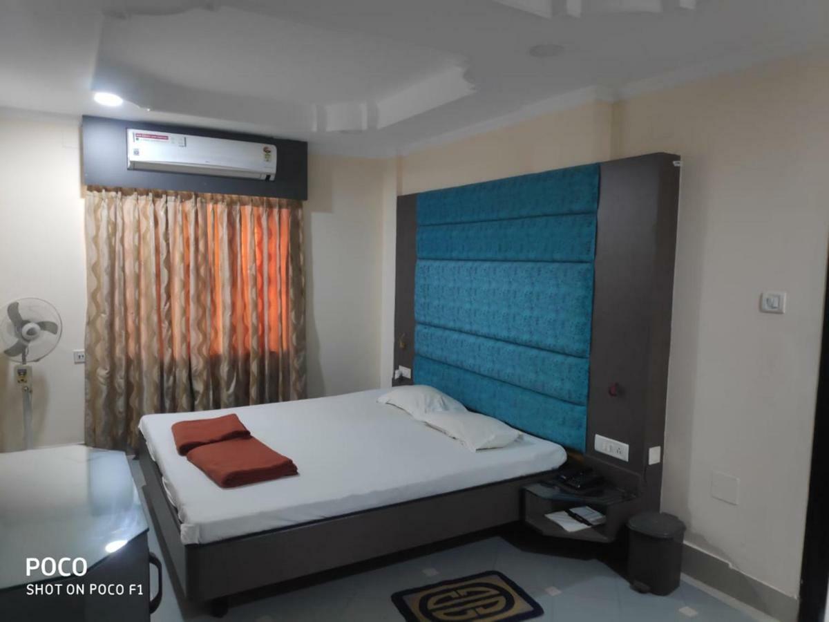 Saraswati Retreat Hotel Bhubaneswar Ngoại thất bức ảnh
